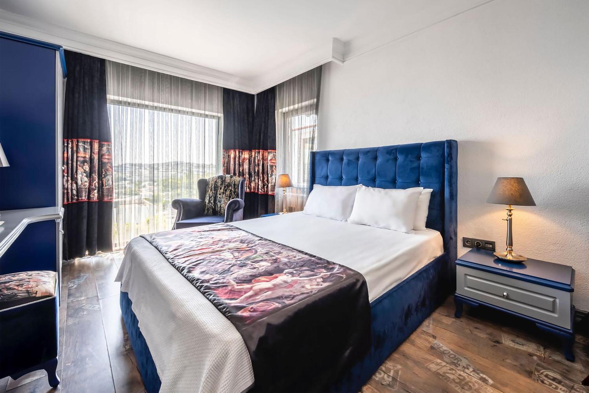 Art & Interiors Otel Gümbet